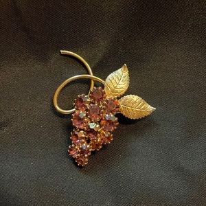 Vtg MCM Gold toned Brooch